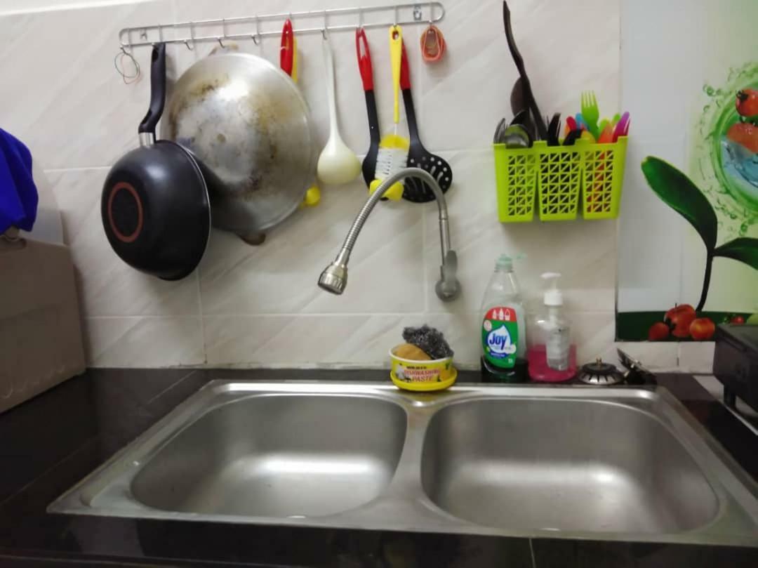 Zah'Ra Homestay Kuala Lipis Exteriör bild